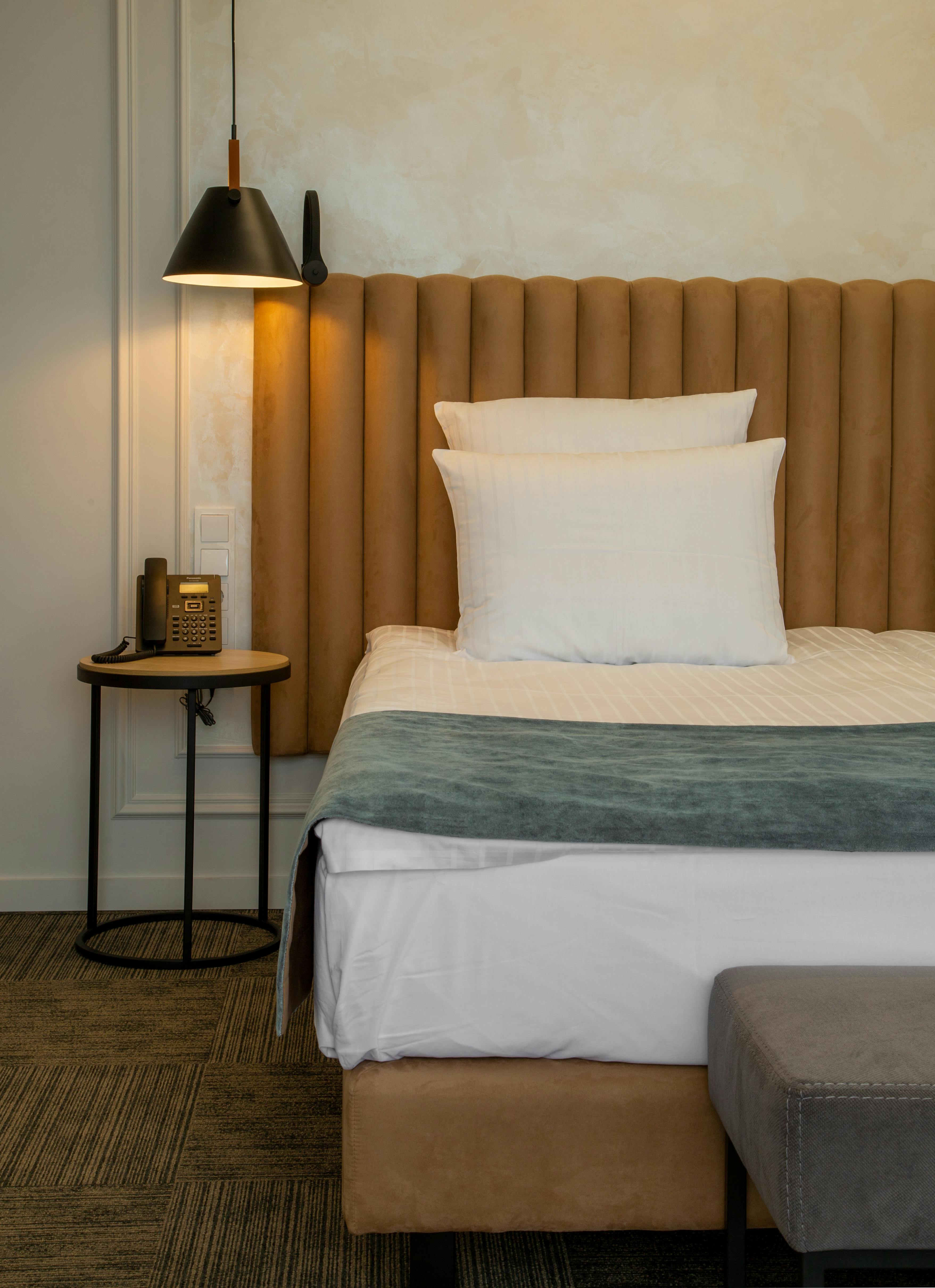 Premium king and queen beds by The Meem Store – upholstered luxury for Dubai bedrooms.